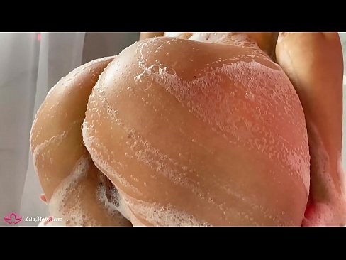 ❤️ Brunette si masturba a figa cù un vibratore per un orgasmu intensu in a doccia Sluts à co.hentaisea-com.ru