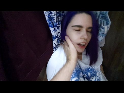 ❤️ Truvò a mo surella in l'armadiu è l'aiutò à cum Sluts à co.hentaisea-com.ru